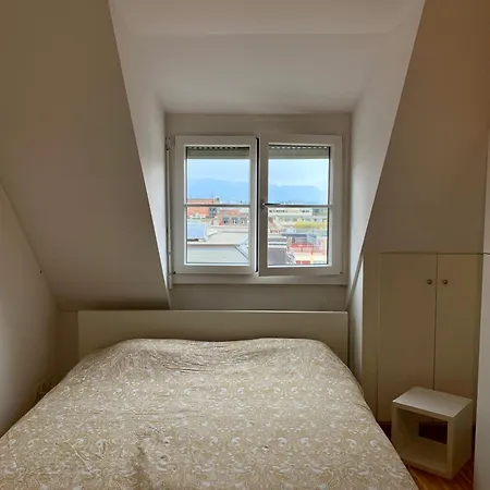 Spacieux Eaux Vives Appartement